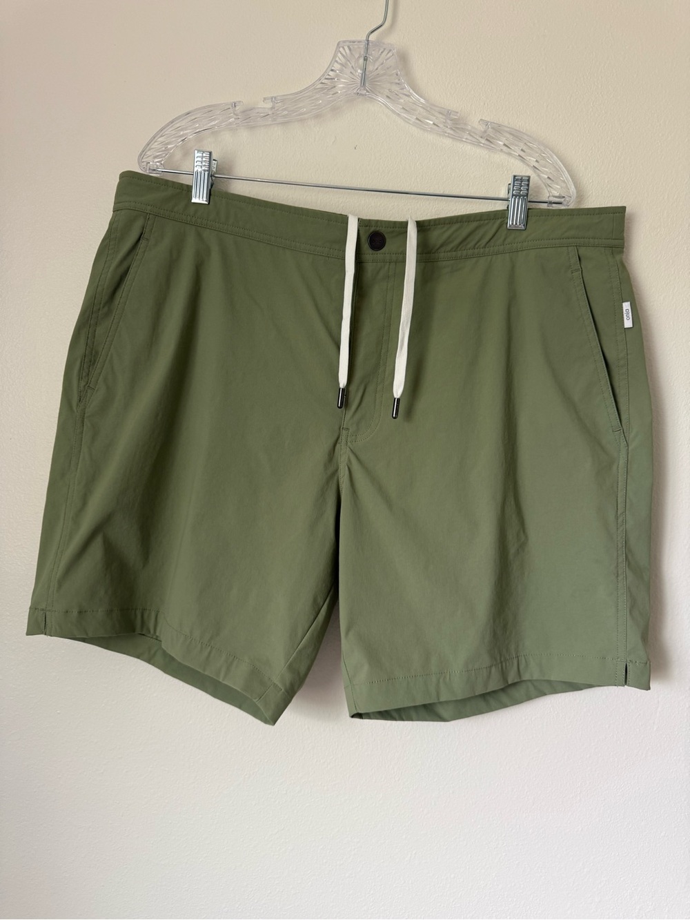 Men’s Onia Olive Green Swim Trunks in Size‎ 38